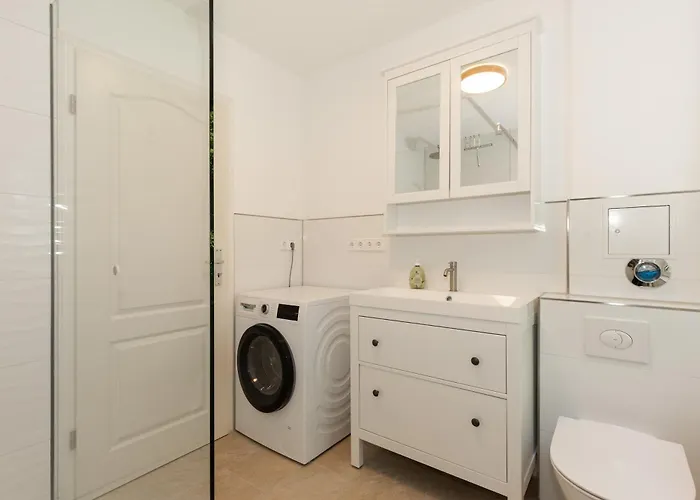 Strandlaeufer شقة بابي